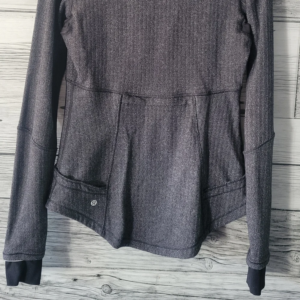 Lululemon pullover jacket - Picture 4 of 5